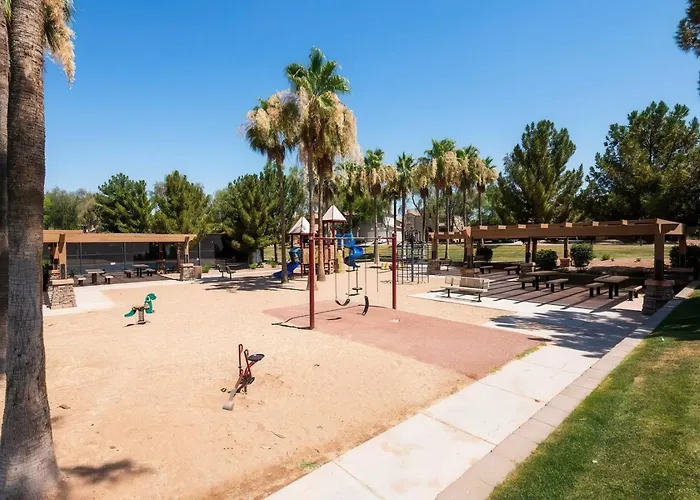 Holiday home Desert Bliss Heated Pool Power Ranch Perks *